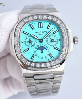 파텍필립 노틸러스 퍼페츄얼 캘린더 바게트다이아 티파니 컬러 시계 워치